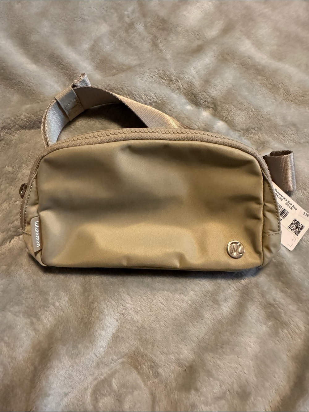 NEW lululemon athletica Khaki Tan Belt Bag